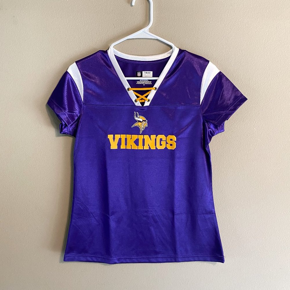 NFL Apparel Womens MN Vikings Lace Up Short Sleeve Shirt Small